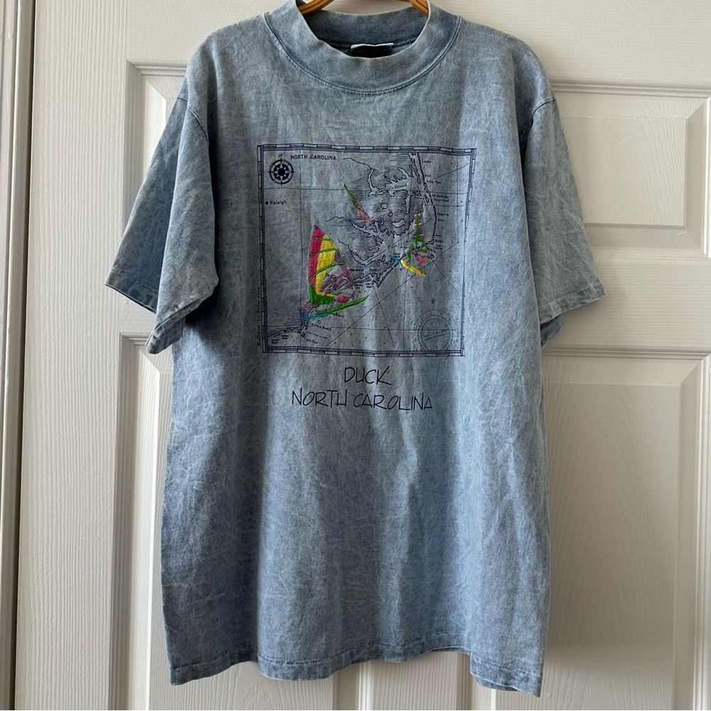 Vintage Dallas Alice Duck North Carolina OBX T Shirt Tee Blue Embroidered Map